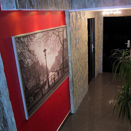 Komorowski Luxury Guest Rooms Krakow Exterior photo