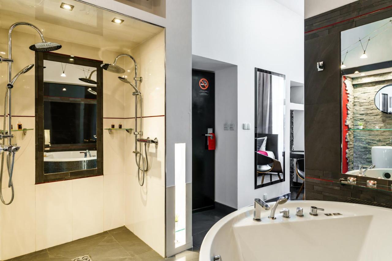 Komorowski Luxury Guest Rooms Krakow Exterior photo