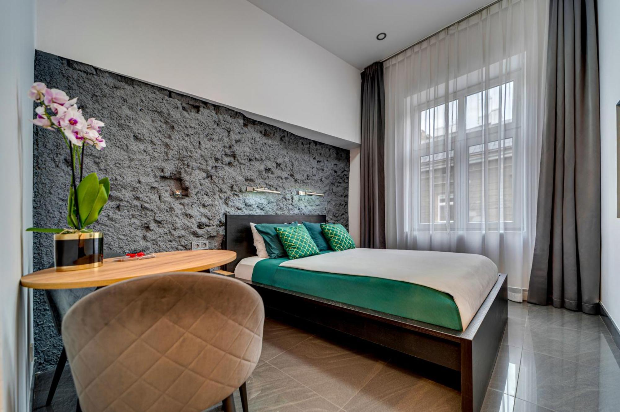 Komorowski Luxury Guest Rooms Krakow Exterior photo